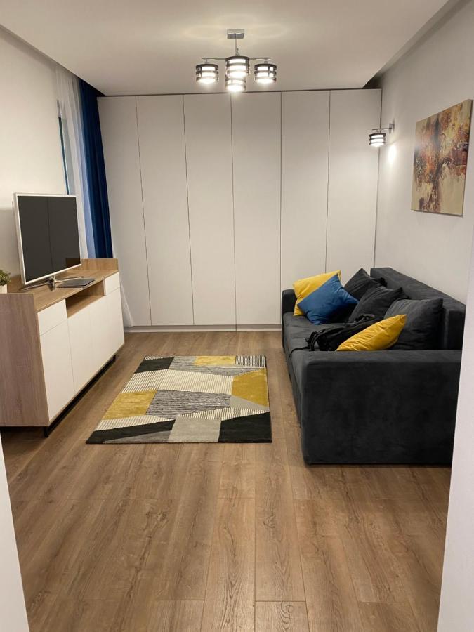 Cozy Apartment In The Business Area Of Bukares Bagian luar foto